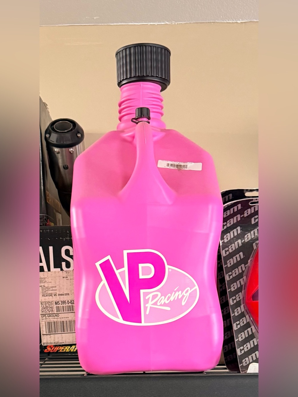 5.5 Gallon NEW PINK VP GAS CAN WITH HOSE